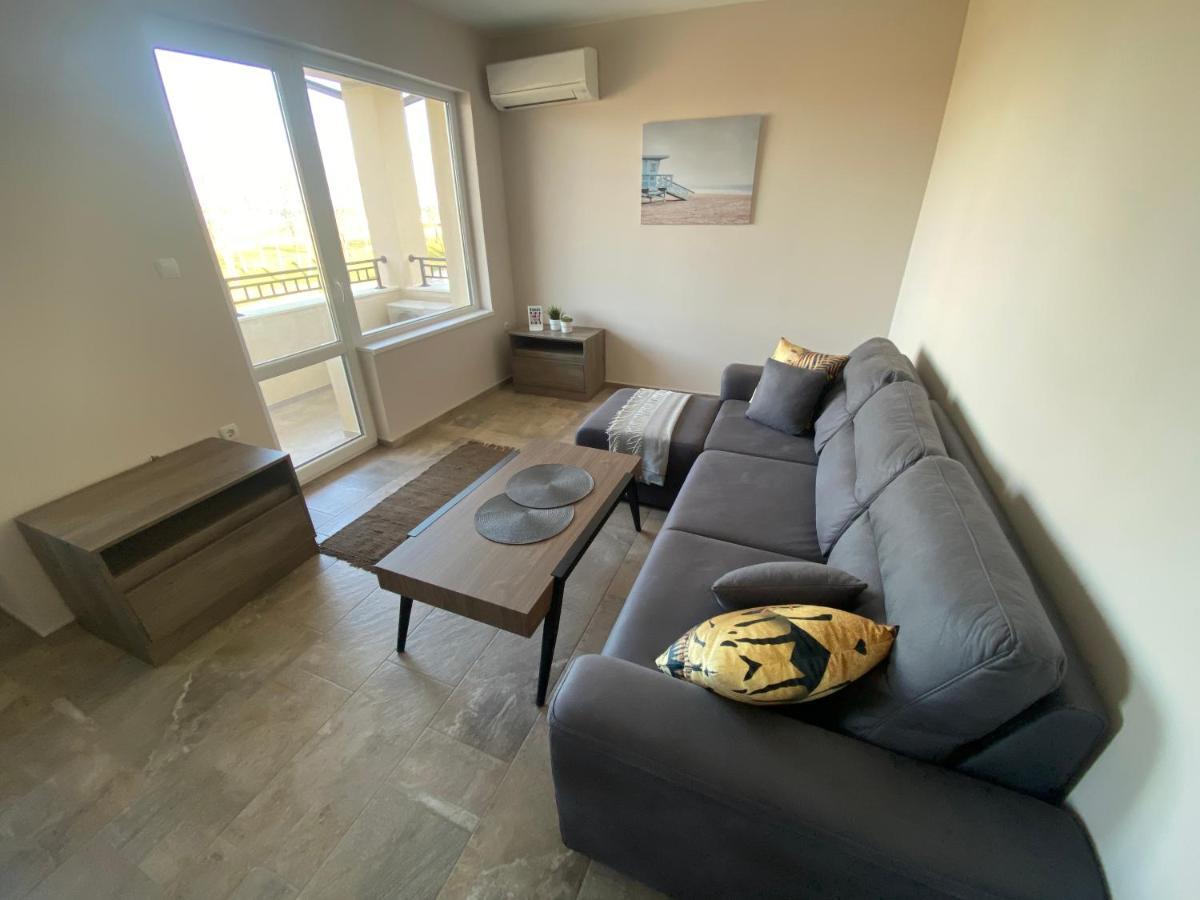 Nm Residence Shkorpilovtsi ภายนอก รูปภาพ